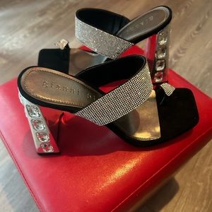 Gianni Bini Size 9, chunky heels, bling and gems, 4 inch heel, new in box